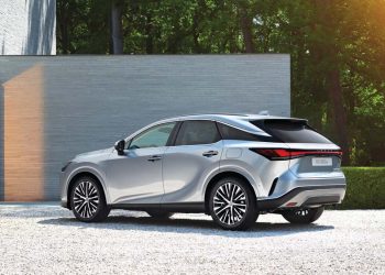 Lexus RX – elegância e eficiência híbrida na base da nova geração