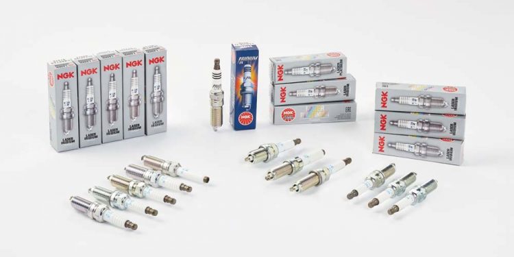 NGK Spark Plug – 12 novas velas de ignição laser Iridium