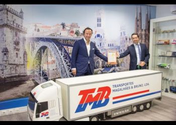 Transportes Magalhães & Bruno vence Prémio Revelação