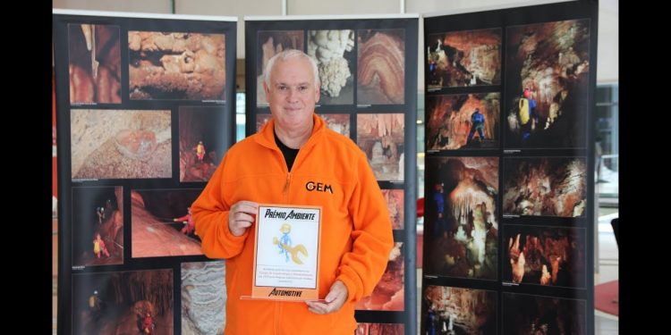 Prémio Ambiente ganho pelo Grupo de Espeleologia e Montanhismo GEM