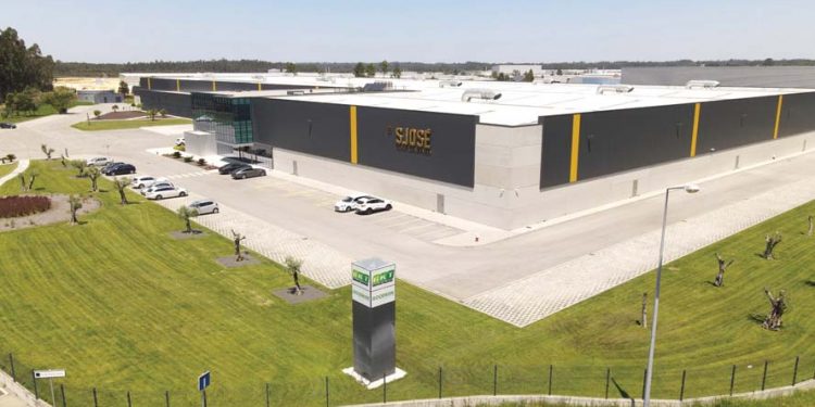 S. José Pneus – investimento em novo armazém