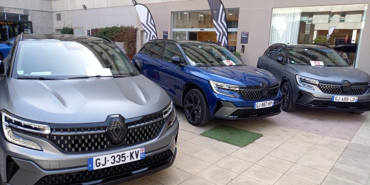 Um novo Austral para animar as vendas da Renault