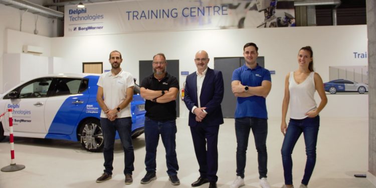Delphi inaugura centro de formação em Madrid