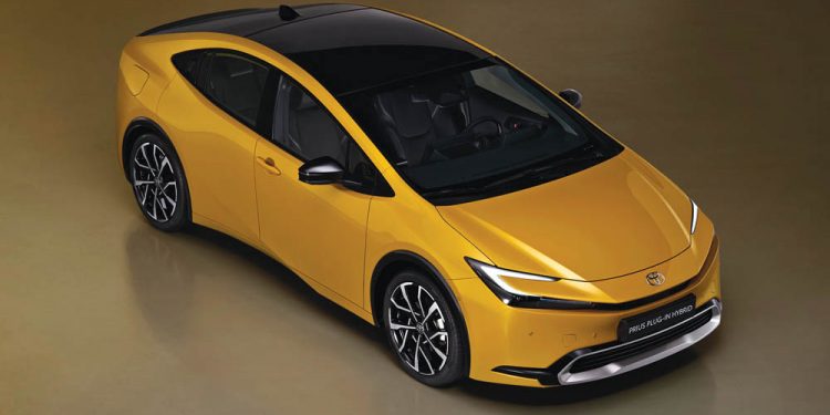 Toyota estreia a quinta geração do Prius, em versão híbrida plug-in