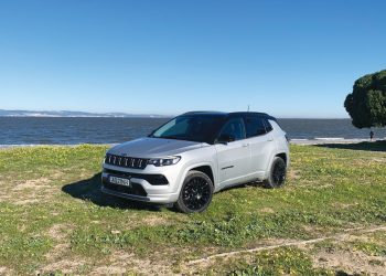 Jeep Compass – híbrido, todo-o-terreno e desimpedido