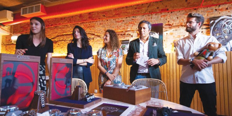 Oris Social Club – encontro com Espiral do Tempo