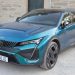 Peugeot 408 híbrido supera expectativas e renova imagem