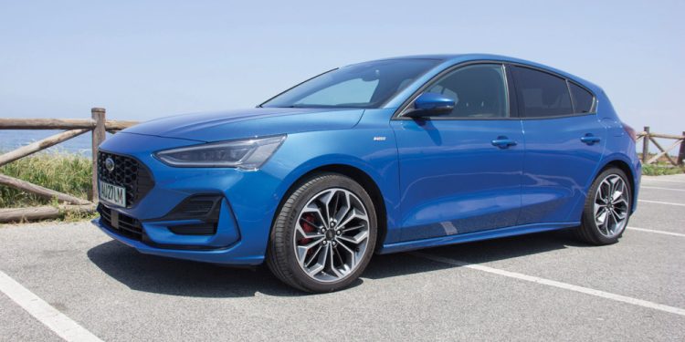 Ford Focus ST Line MHEV – híbrido, eficiente e dinâmico 