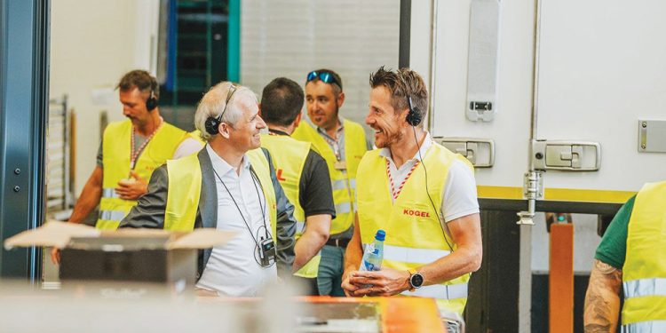 Kögel em dia único com clientes  