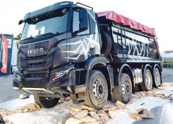 Salão Nacional de Transportes – visual dos expositores animou os visitantes