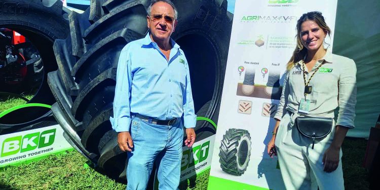S. José Pneus em destaque com BKT na Agroglobal