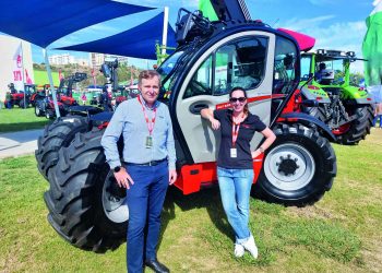 Manitou com máquinas telescópicas 