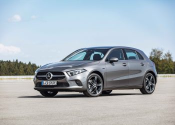 Mercedes Classe A 250e: híbrido Plug-in com potência e conforto