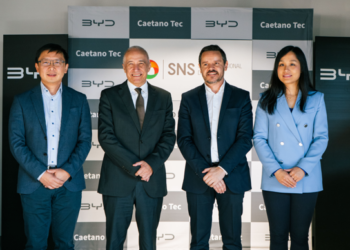 BYD eletrifica frota do Ministério da Saúde