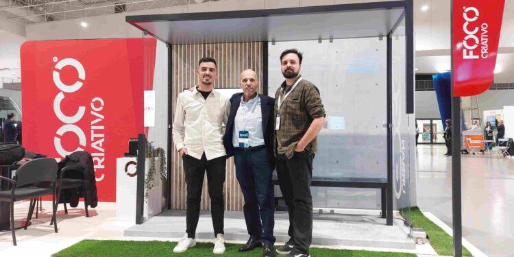 Foco Criativo – ir mais além na decoração de autocarros