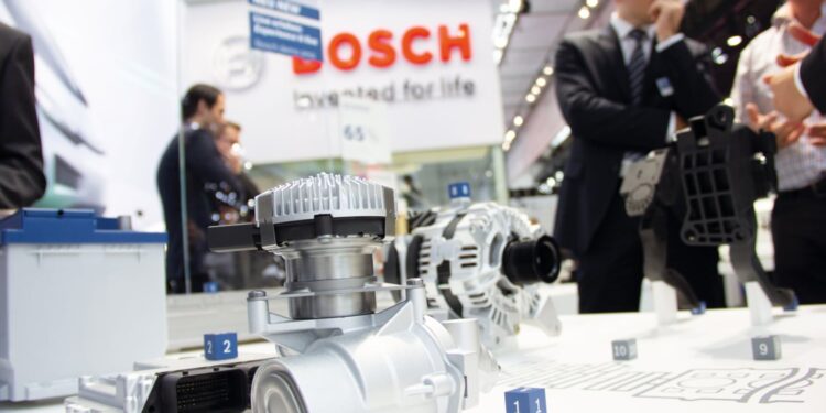Bosch amplia gama de motores de arranque e alternadores
