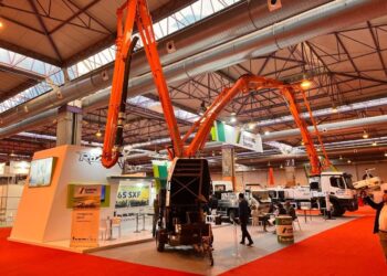 Schwing Stetter com camião-bomba S 36 X RaZor