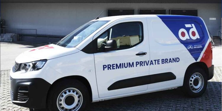 Grupo Autozitânia incorpora furgões elétricos na sua frota