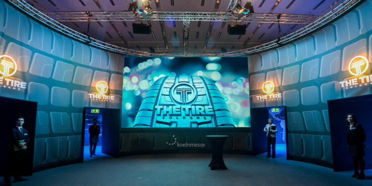 Salão The Tire Cologne com moderação da Revista Automotive