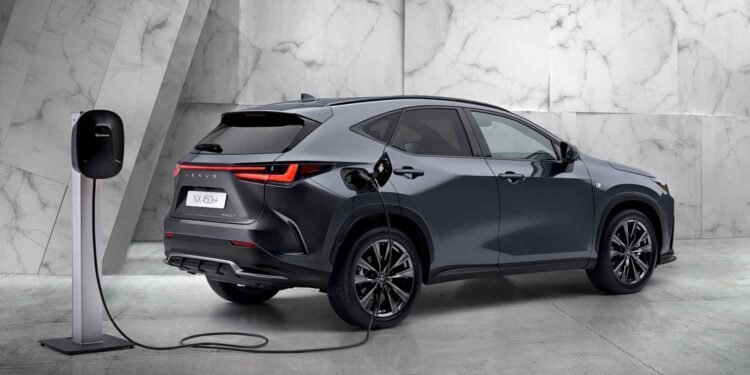 Lexus NX 450H+ é o híbrido de maior sucesso nas empresas