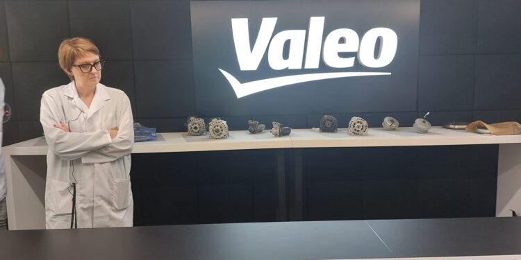 Valeo eleva a experiência com Valeo Tech Academy