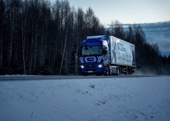 Renault Trucks E-Tech T até 600 km com carga única