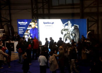 Sparkes inicia reconstrução de caixas automáticas