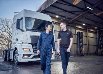 ZF deixa Alltrucks e expande conceito próprio