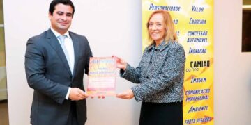 Francisco Oliveira vence Prémio Novas Lideranças 2025