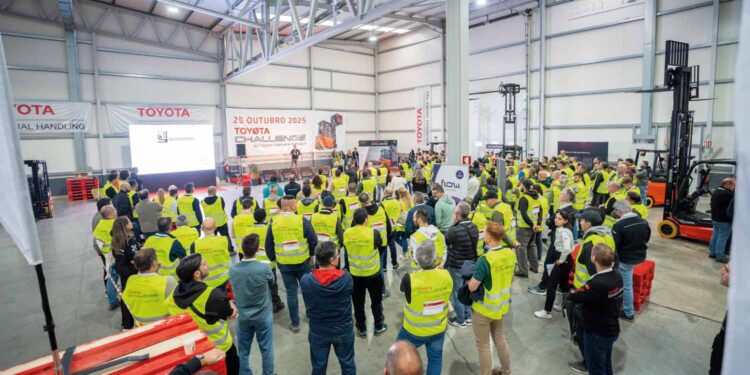 Toyota Challenge 2025 celebra a segurança e habilidades dos operadores de empilhadores
