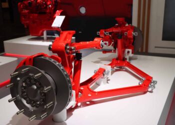 Cummins direciona produção para eixos e suspensões