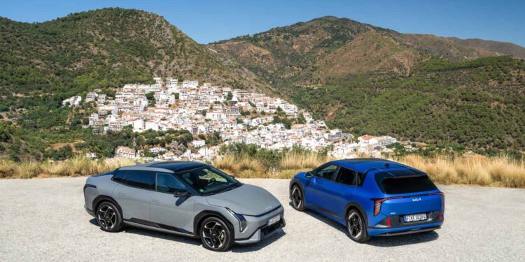 Novo EV 4 – a primeira berlina 100% elétrica da KIA