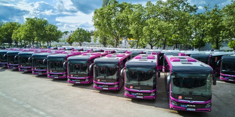 MAN e Deutsche Bahn assinam o maior contrato da história