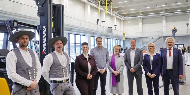 Jungheinrich conclui o Experience Centre em Moosburg