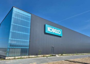 KOBELCO inaugura sede e centro tecnológico em Lelystad