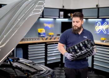 Hengst avança pelas peças de reposição