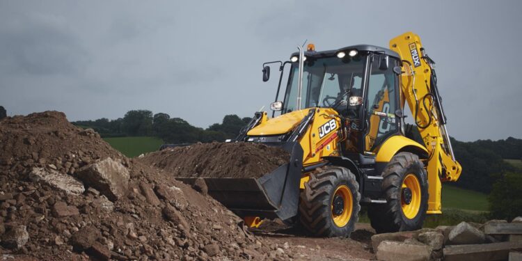 JCB 3CX Automate com patamar tecnológico diferenciado