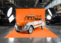 Citroen celebra 50 anos do 2CV Spot em tons laranja