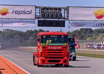Sampa – pódio nas competições de camiões em Espanha