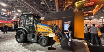 CASE – novos modelos em destaque na Conexpo