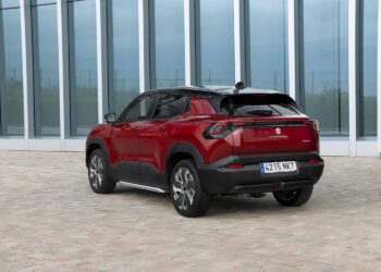 Suzuki eVitara chega a Portugal com lendária tração 4×4