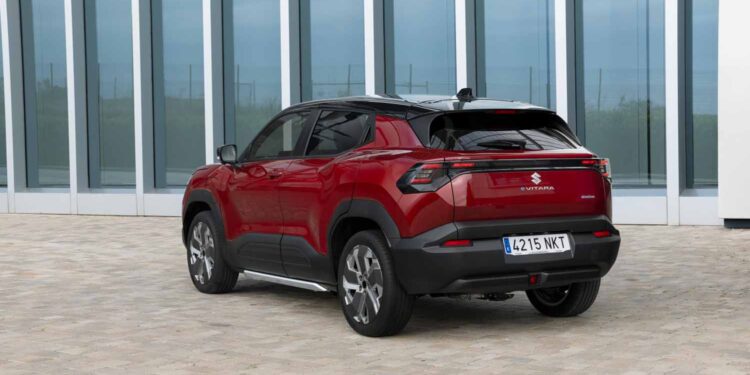 Suzuki eVitara chega a Portugal com lendária tração 4×4
