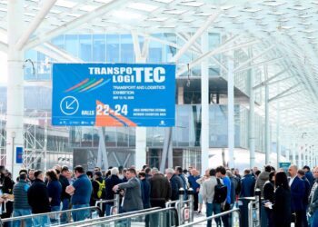 Transpotec Logitec 2026 – camião no fluxo económico