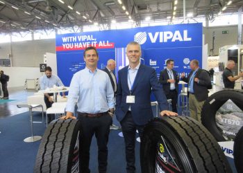 Vipal destacou gama e piso híbrido para frotas